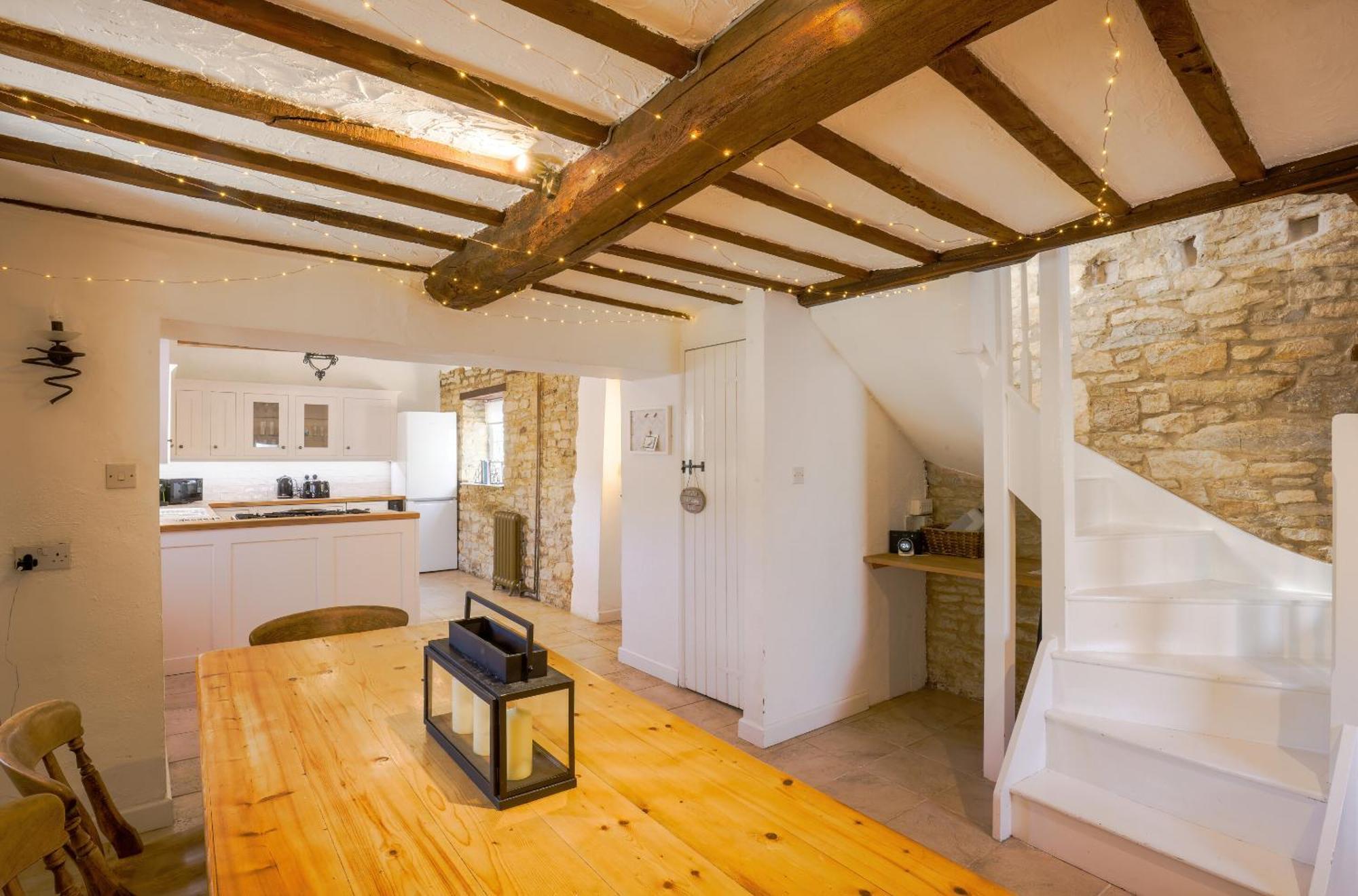 Villa The Old Coach House à Witney Extérieur photo